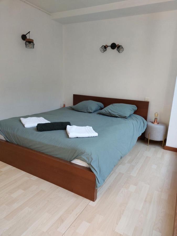 Le Peyrot*** Coeur De Ville 55M² Avec Patio Rodez Luaran gambar