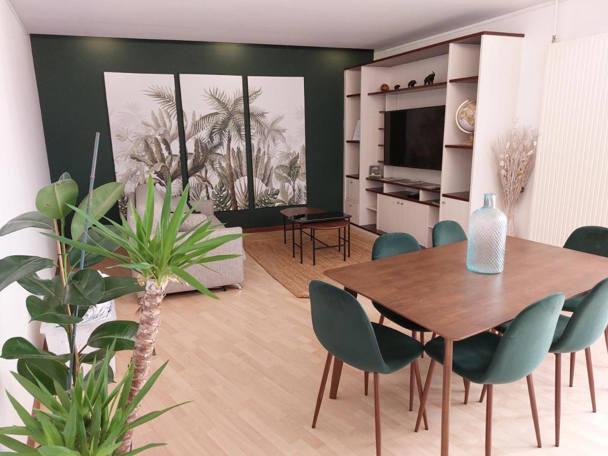 Le Peyrot*** Coeur De Ville 55M² Avec Patio Rodez Luaran gambar